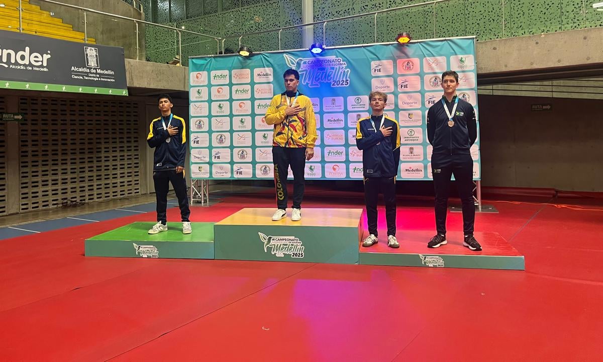 Erico Patto bronze no Sul-Americano de Esgrima sub-23