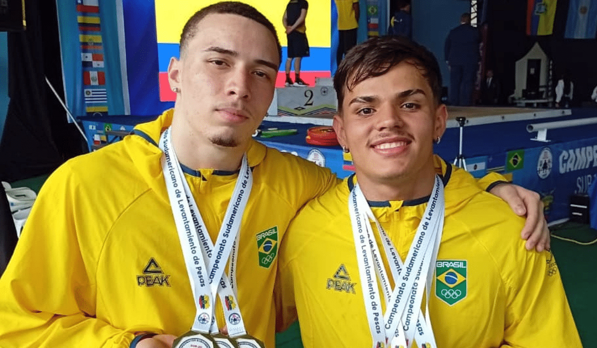 Brasil brilha no Sul-Americano de Levantamento de Pesos em Guayaquil e já soma 54 medalhas