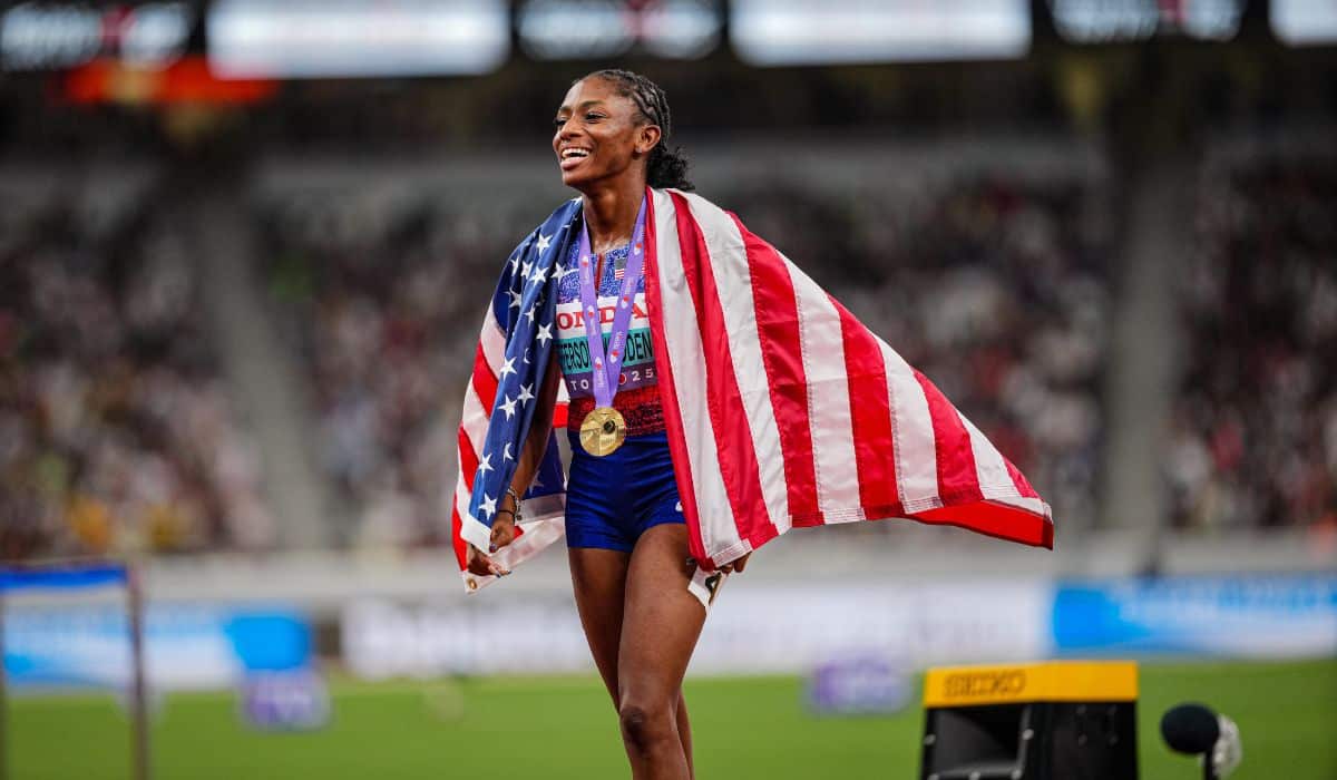 Melissa Jefferson-Wooden foi a maior estrela do Mundial de atletismo com três medalhas de ouro
