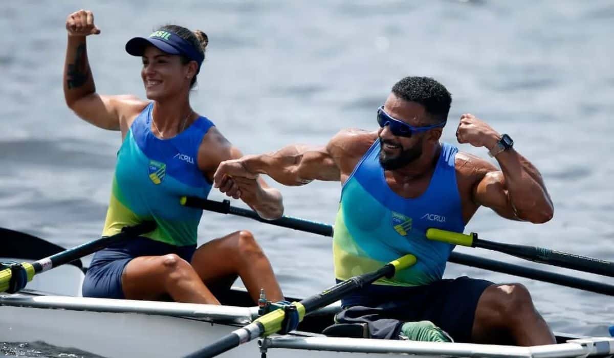 Michel Gomes Pessanha e Gessyca Guerra se classificaram para a final do PR2 Double Skiff misto no Mundial de remo