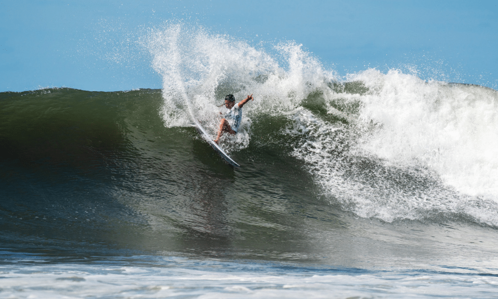 Sophia Medina ISA Games de surfe