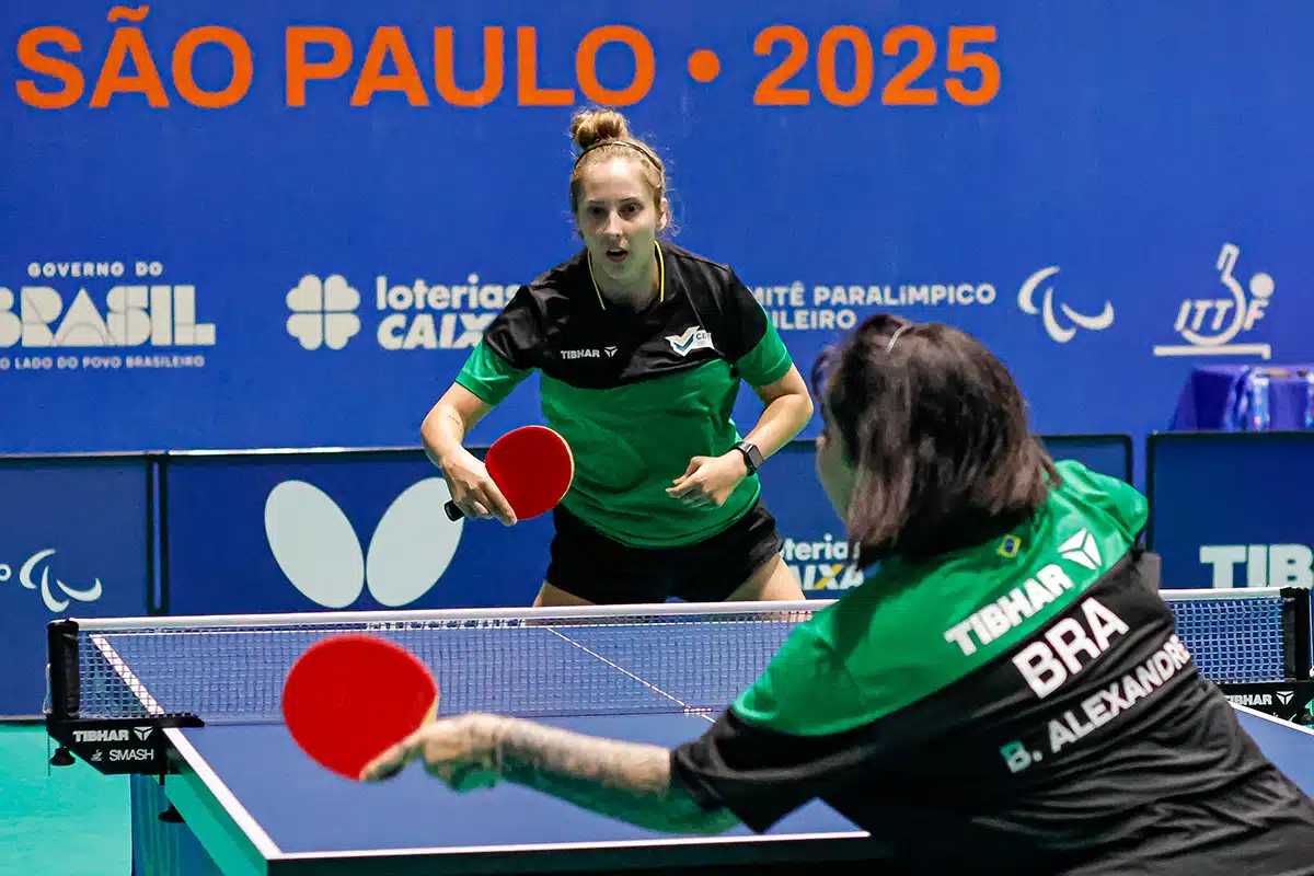 Na imagem, Danielle Rauen na final do Parapan contra Bruna Alexandre.
