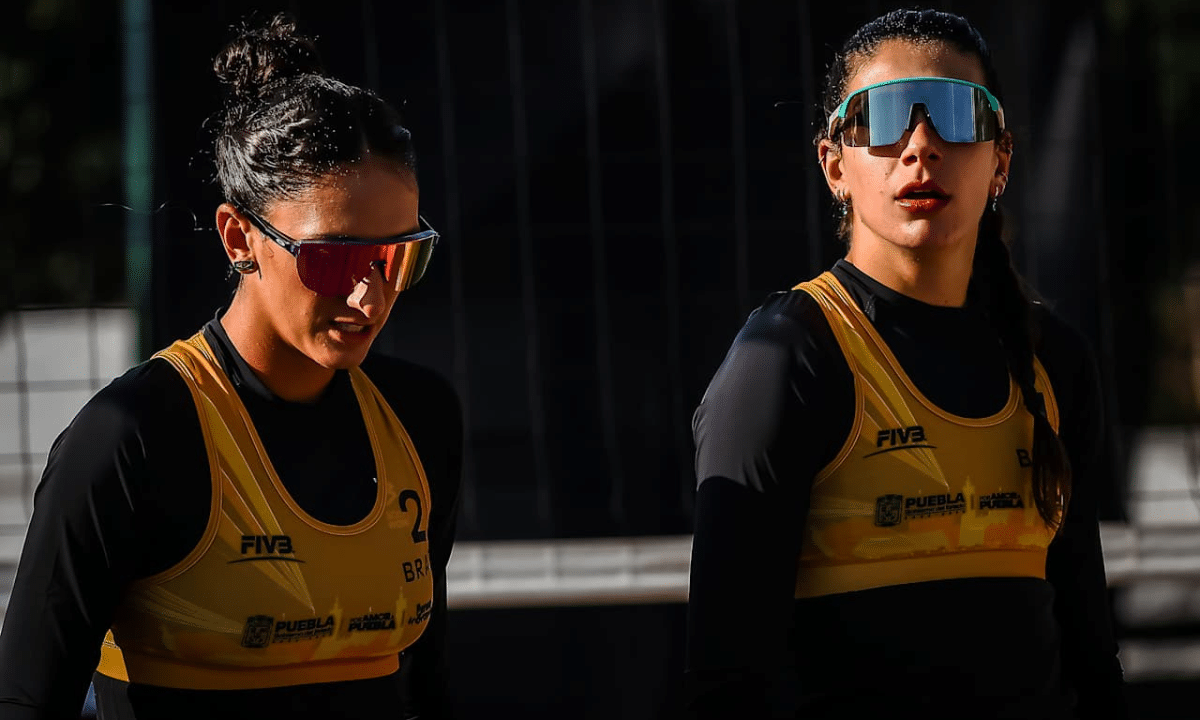 Carol e Julhia - mundial sub-21 de vôlei de praia