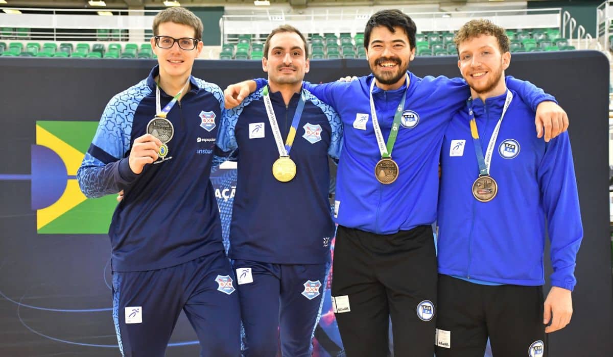 Guilherme Toldo foi campeão do florete masculino no Torneio Nacional Cidade do Rio de Janeiro