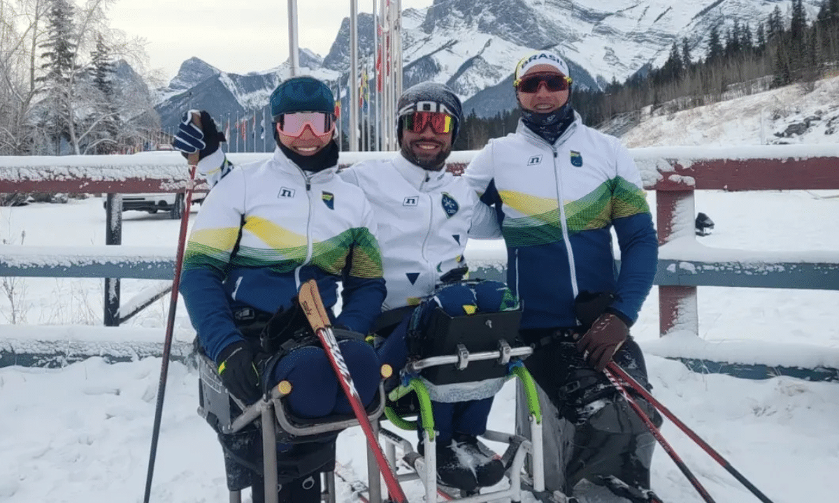 Aline Rocha, Altair Marangne e Wesley dos Santos na Copa Continental de Paraesquicross-country no Canadá