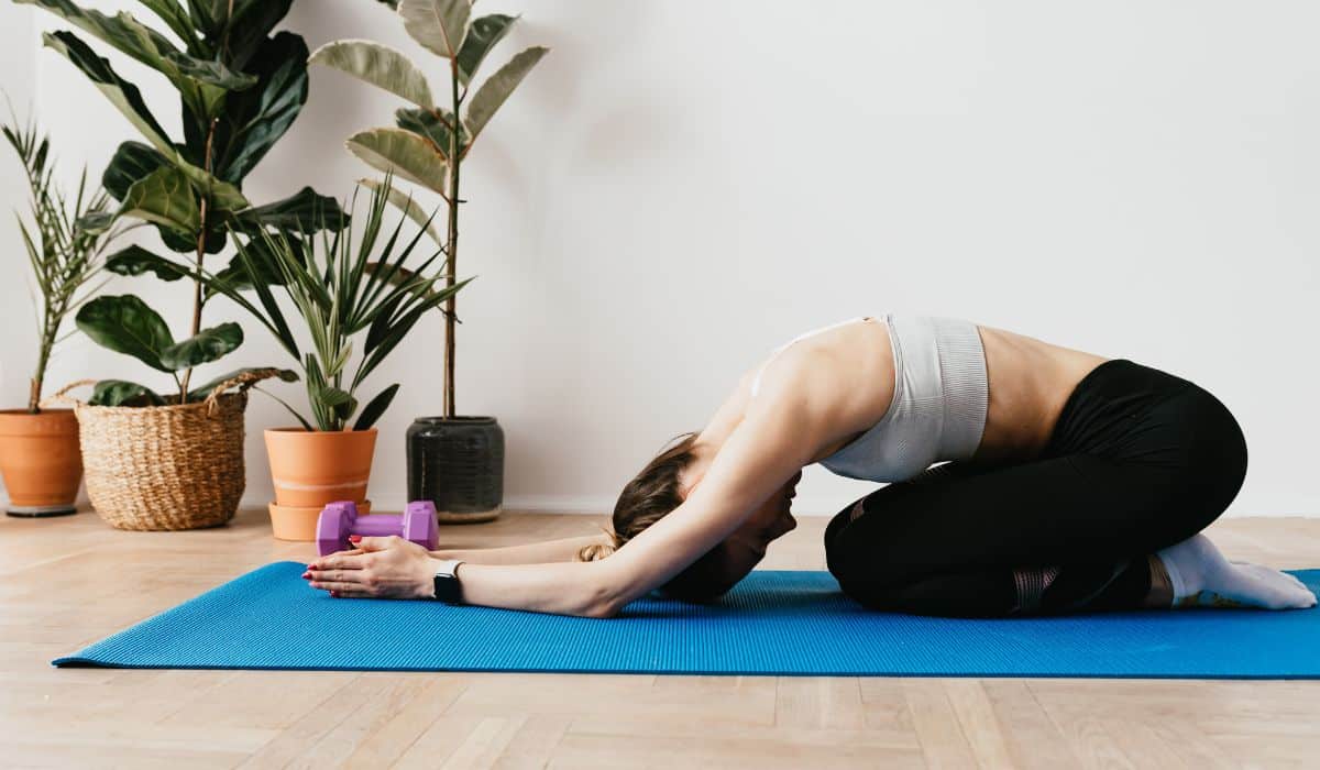 Alongamento para o corpo inteiro em 10 minutos