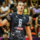 O levantador Simone Giannelli foi o capitão do Perugia no tricampeeonato do Mundial de Clubes (Foto: FIVB/Divulgação)