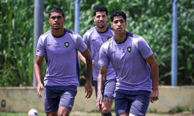 Botafogo treinou nesta terça para duelo contra time baiano pela Copinha nesta quarta (Foto: Henrique Lima/BFR)