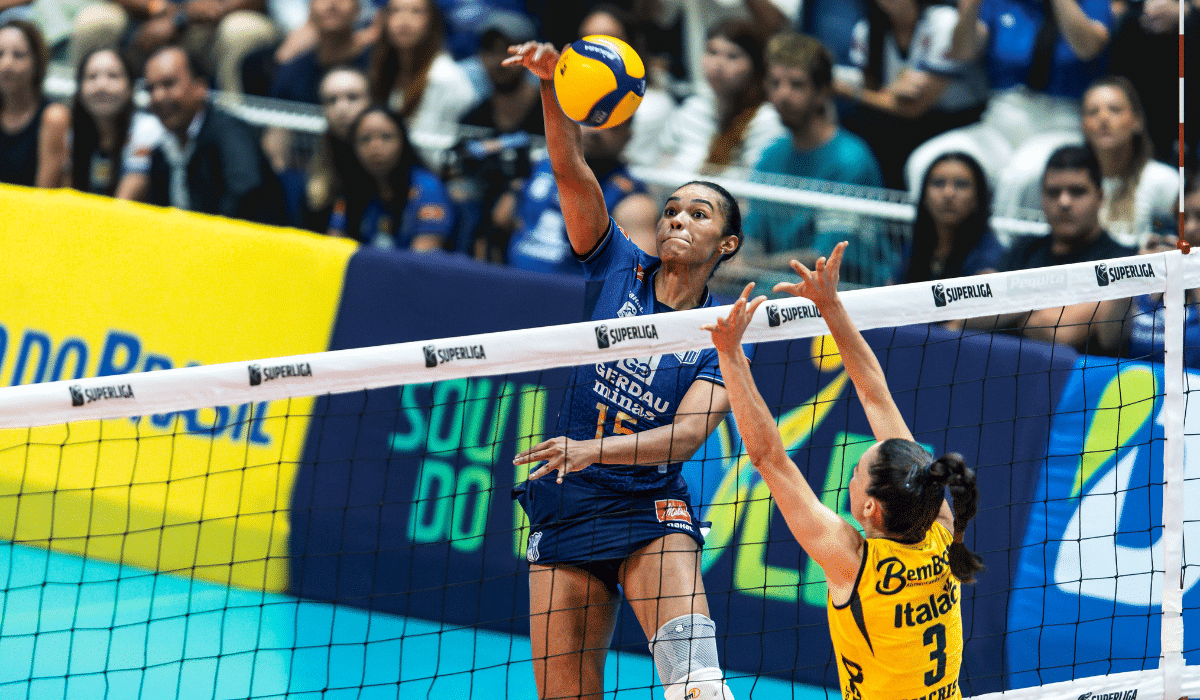 Glayce foi escolhida a melhor em quadra na vitória do Minas sobre o Praia pela Superliga (Foto: Felipe Deslandes/Minas Tênis Clube)