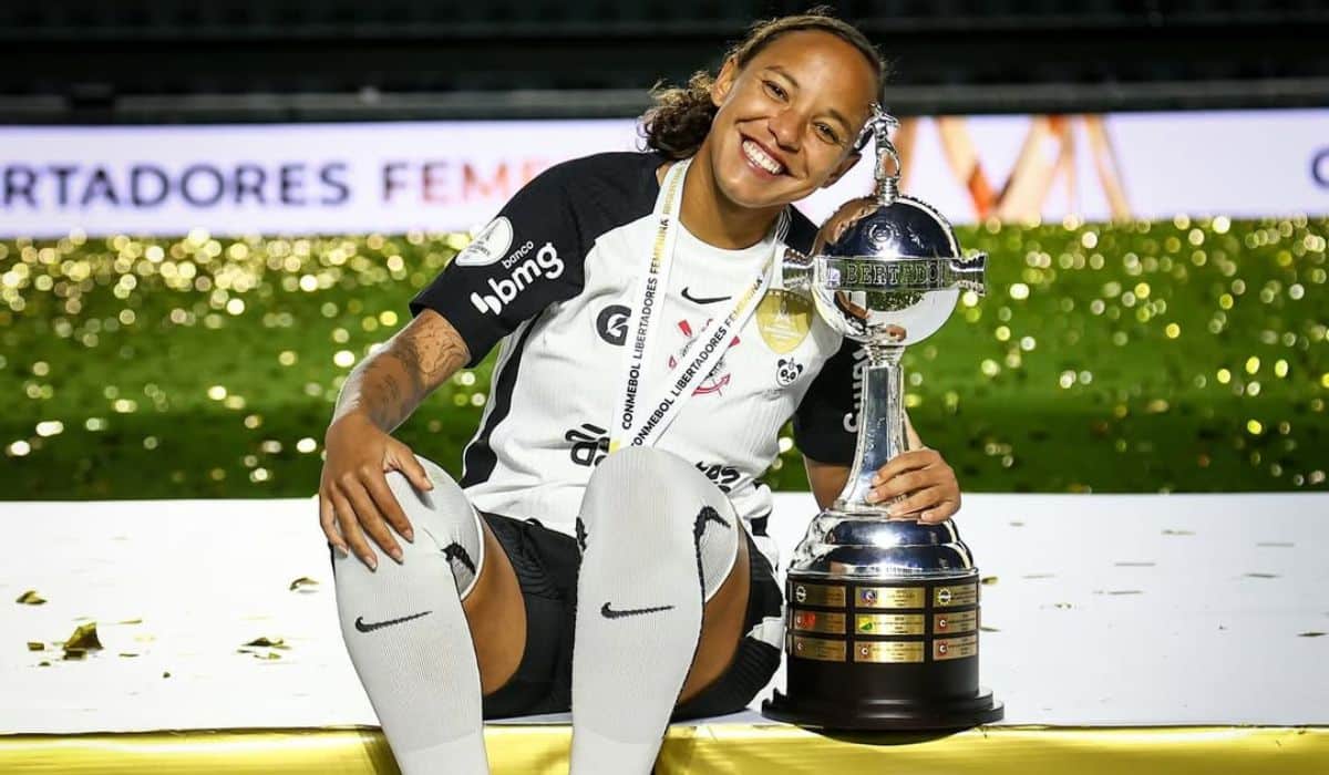 Letícia Monteiro, do Corinthians, é a mais baixinha da Copa das Campeãs com apenas 1,54 m