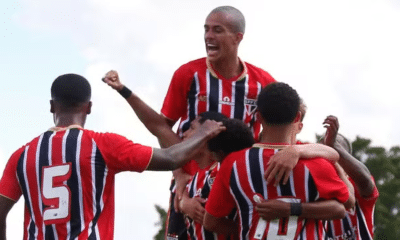 São Paulo vence o Independente-AP na Copinha (Foto: Miguel Schincariol/São Paulo FC)