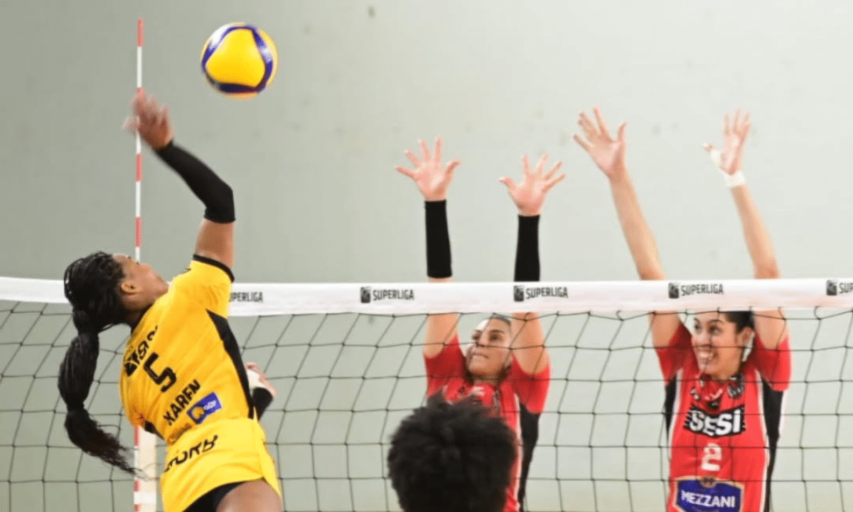 Brasília x Sesi Bauru na Superliga Feminina de vôlei