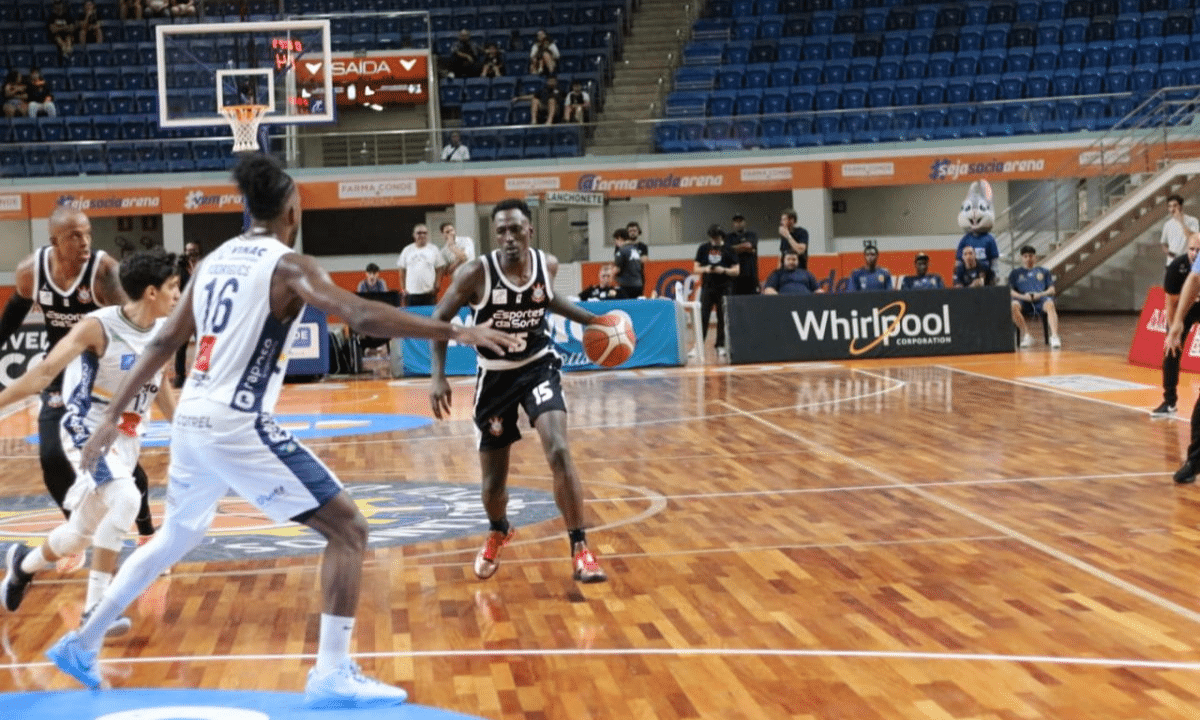 Corinthians bate São José e vence a 6ª seguida no NBB