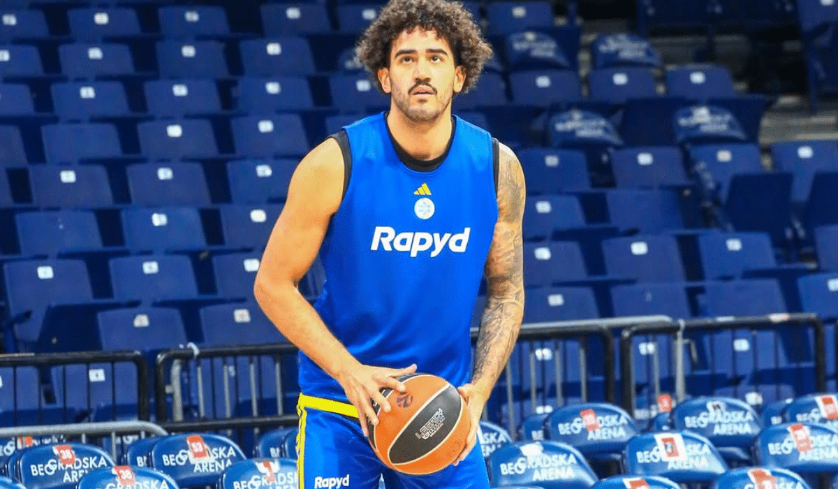Márcio Santos marcou apenas três pontos na vitória do Maccabi Tel Aviv pela Euroliga (Foto: Instagram @maccabitlv)