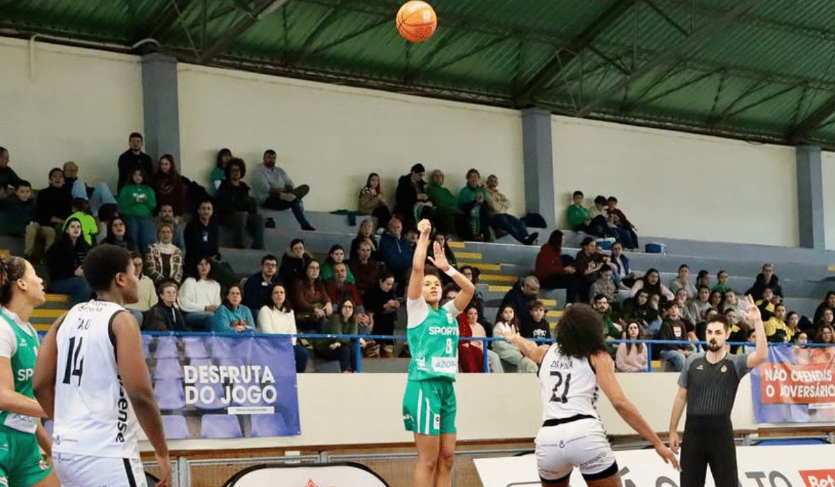 Bella Nascimento está na semifinal da Taça de Portugal com o União Sportiva (Foto: Instagram @clubeuniaosportiva_oficial)