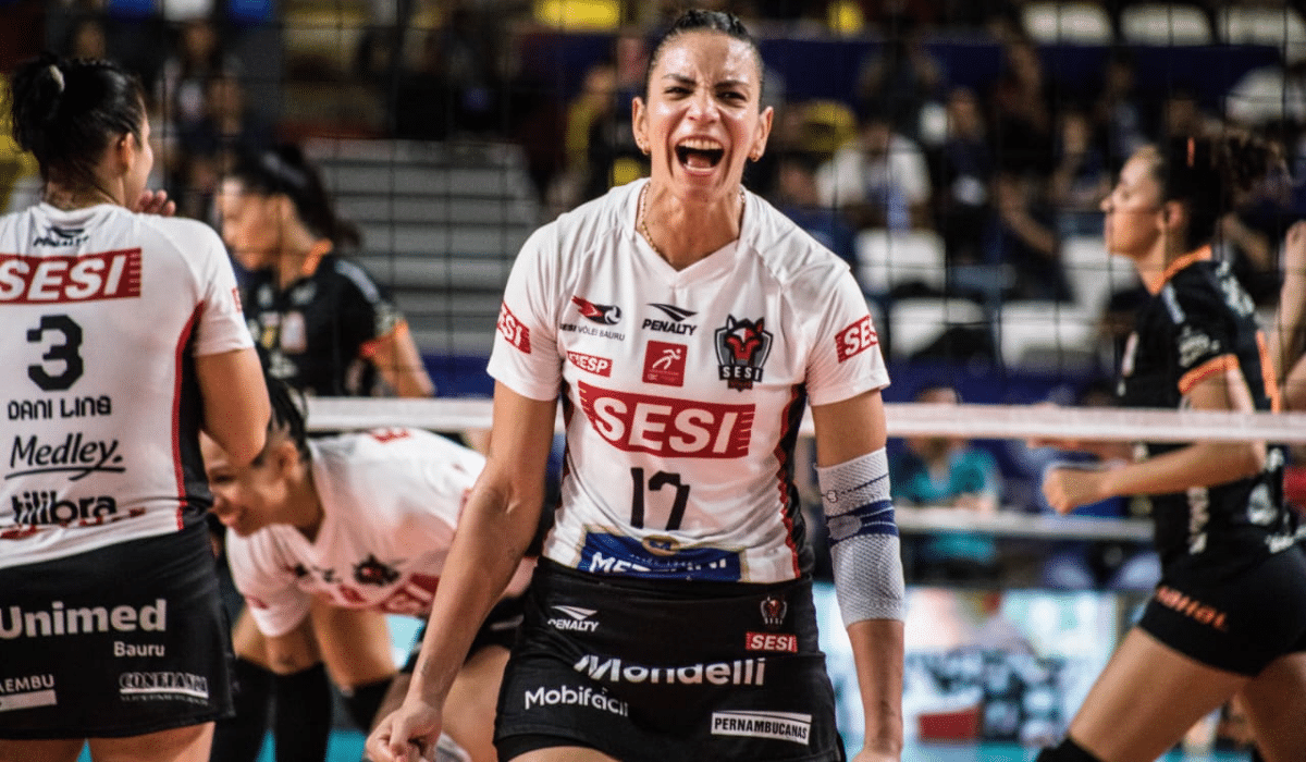 Acosta se destacou em ataques na vitória do Sesi Bauru sobre o Osasco a final do Sul-Americano de Clubes (Foto: Betto Dolorier/FPV)