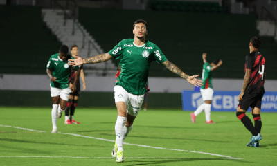 Palmeiras marca nos acréscimos e segue 100% no Brasileirão Sub-20; Fla bate vitória