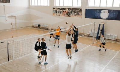 Como melhorar desempenho no vôlei com treino de força