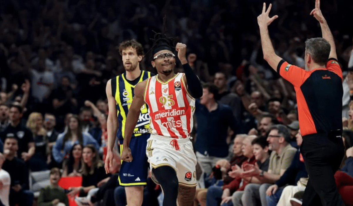 Estrela Vermelha vence líder e ganha força na briga pelos playoffs; Maccabi perde confronto direto