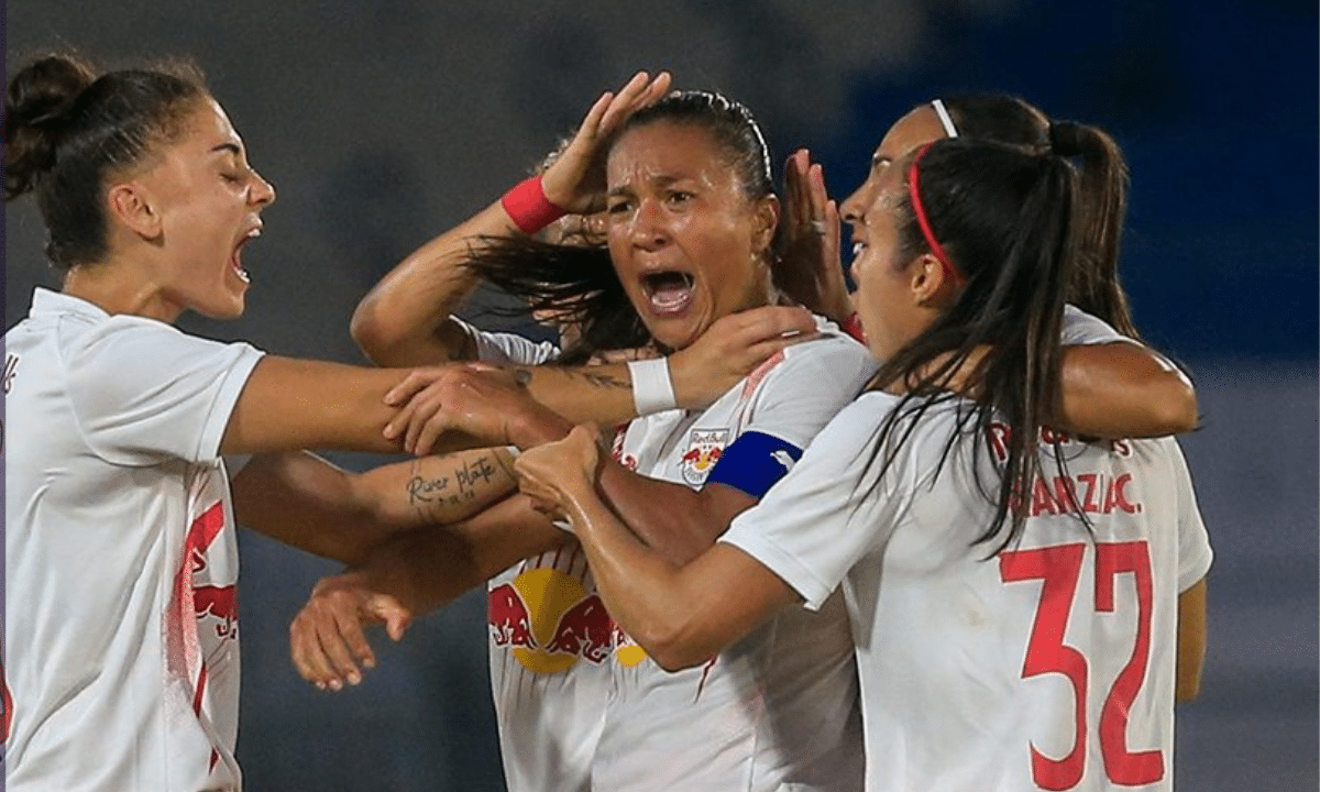 Bragantino vence Juventude e sobe na tabela do Brasileirão Feminino