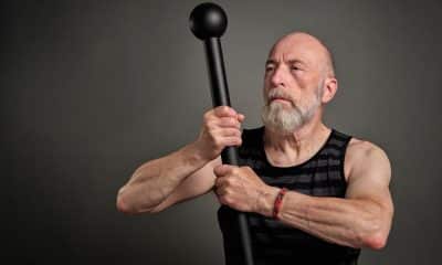 Steel mace- o treino com bastão que desafia o core