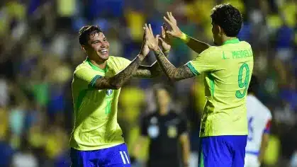 Erick Belé anotando o gol do Brasil