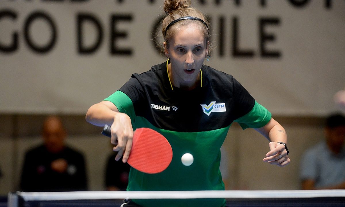 Na imagem, Danielle Rauen, que levou ouro para o Brasil na classe 9 no Para Future de Santiago.