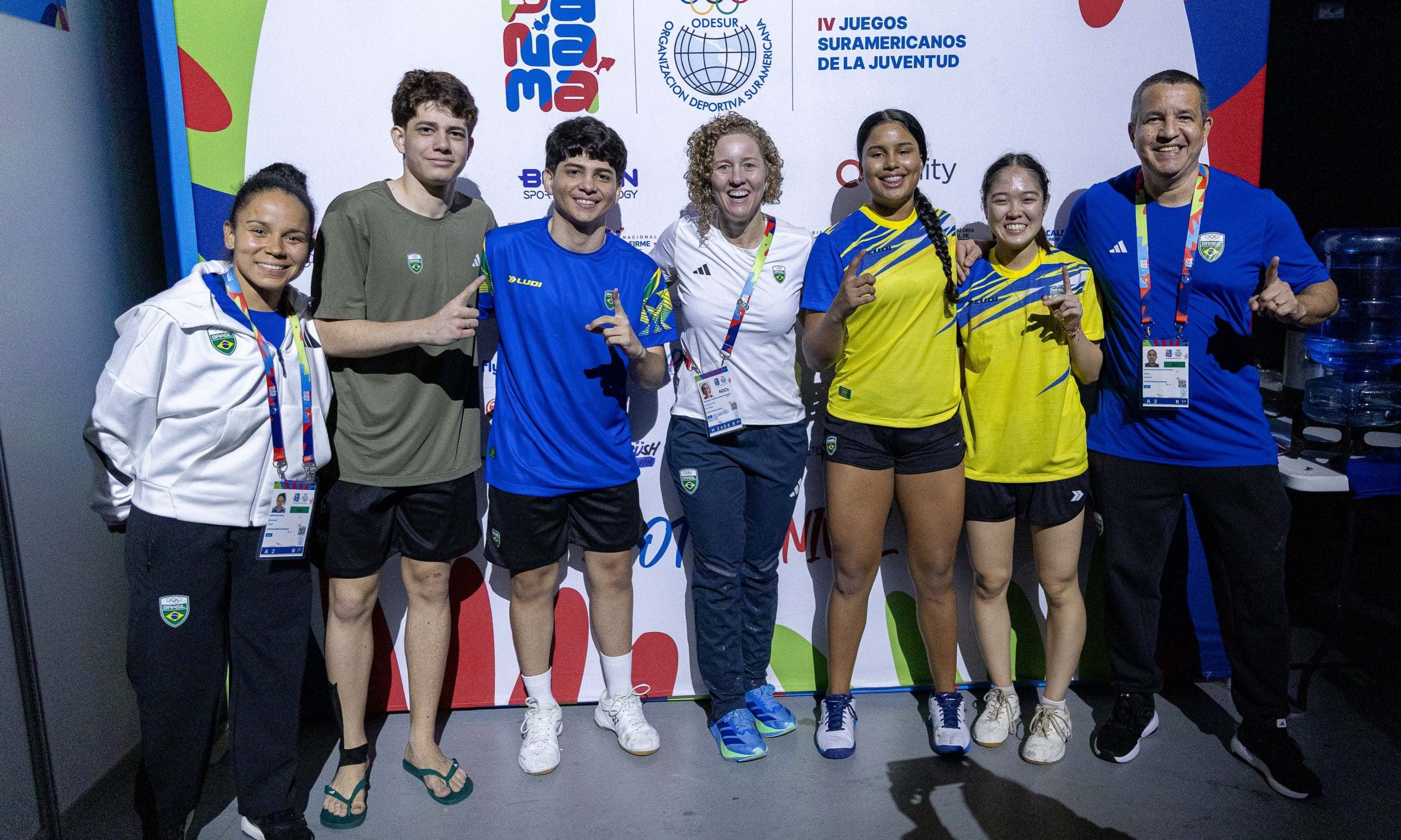 Fhelipe Lennon e Marcos de Almeida e Vivian Iha e Yasmim do Nascimento com Yane Marques nos Jogos Sul-Americanos da Juventude Panamá 2026