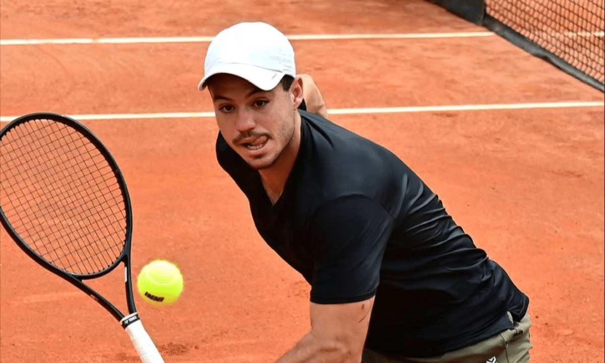 Bruno Oliveira tem partida das quartas de final adiada em Little Rock