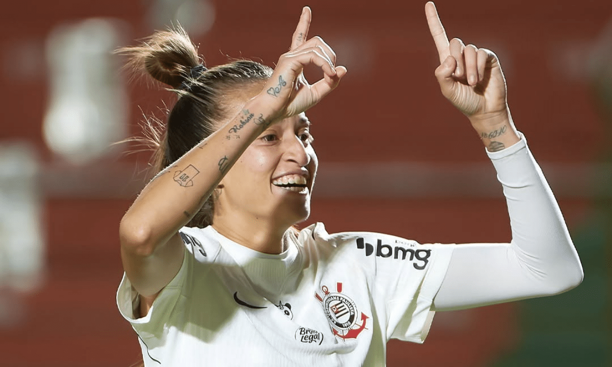 Ariel Godoy fez três dos seis gols da goleada do Corinthians pelo Paulista F (Foto: Igor do Vale/Ag. Paulistão)