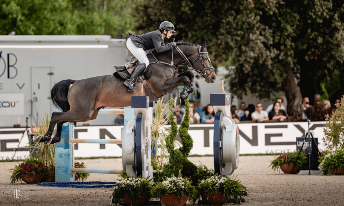 João Victor Castro é vice no CSI5 do Versilia Horse Show