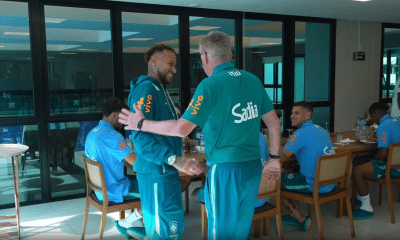 Neymar não treina com a Seleção Brasileira e realiza exames em clínica