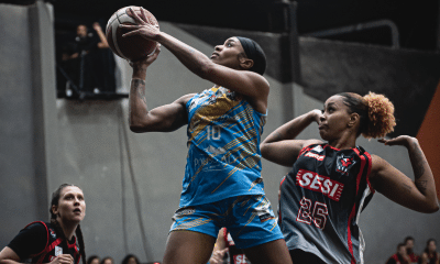 Noite de gala Sodiê Mesquita surpreende e derruba tricampeãs da LBF