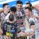 Na imagem, time do Perugia comemorando mais um ponto na final.