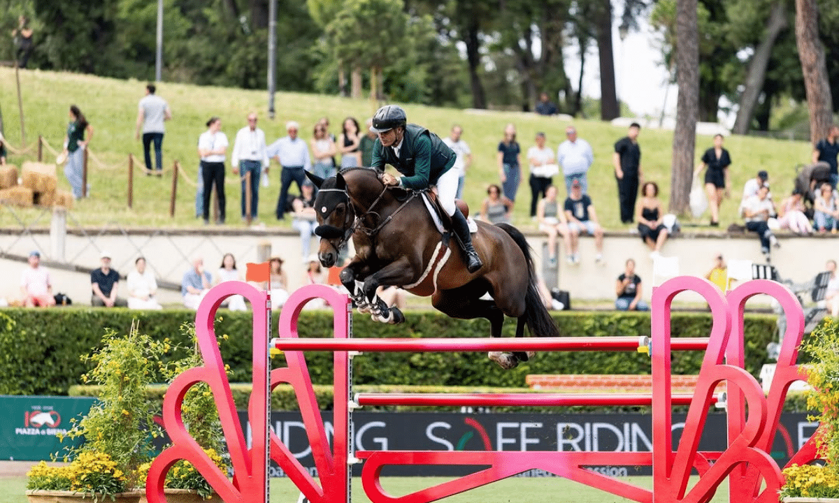 Rodrigo Pessoa sobe ao pódio na Itália e conquista prata no CSIO5* de Roma (Reprodução / Instagram)