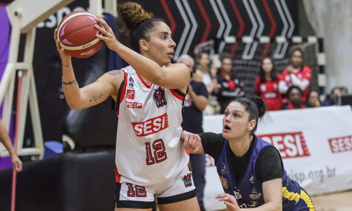 SESI Araraquara vence São José por 68 a 59 e fecha a série em 2 a 0, em Araraquara. A equipe é a primeira semifinalista e segue o caminho na busca pelo tetra do torneio