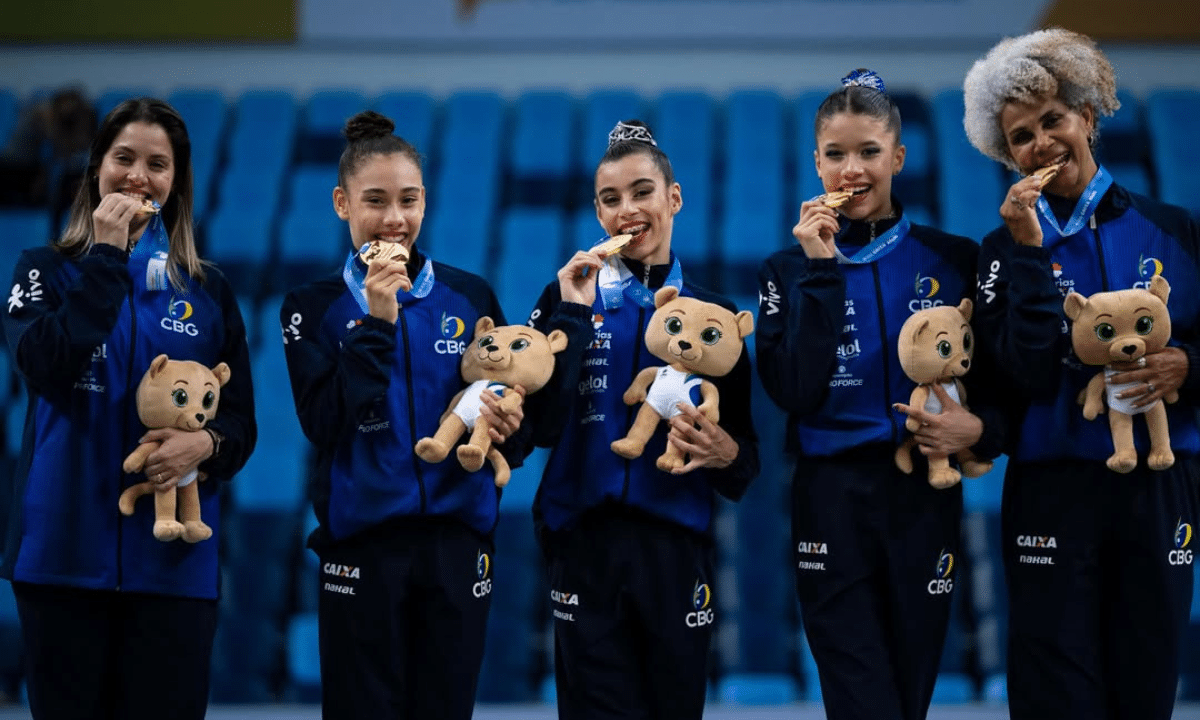 A ginástica rítmica Campeonato Pan-Americano Júnior e Beatriz Vieira