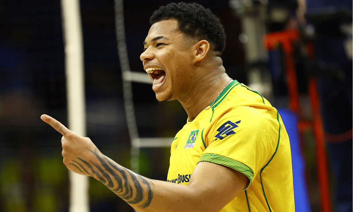 Darlan celebra vitória do Brasil, evolução da mão e apoio da torcida na VNL