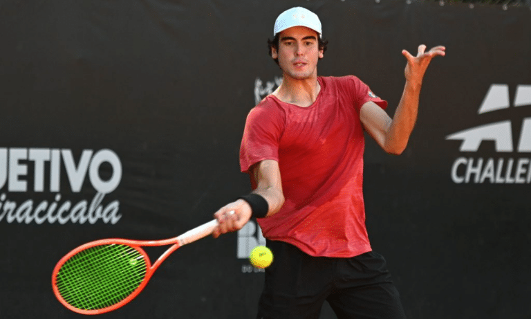 Lucas Andrade da Silva venceu e entrou na chave principal do Challenger de Quito (Foto: Fotojump/Divulgação)