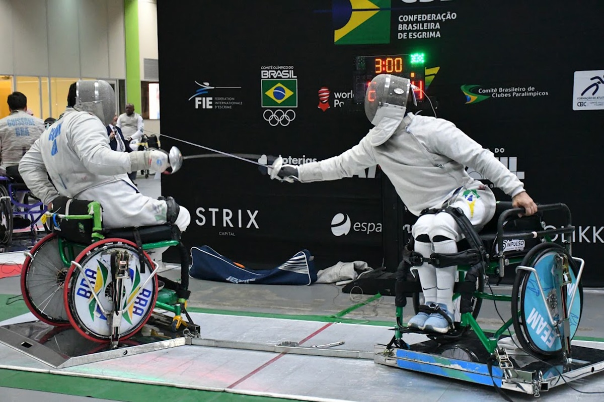 Na imagem, final entre Renato Santana e Jovane Guissone.