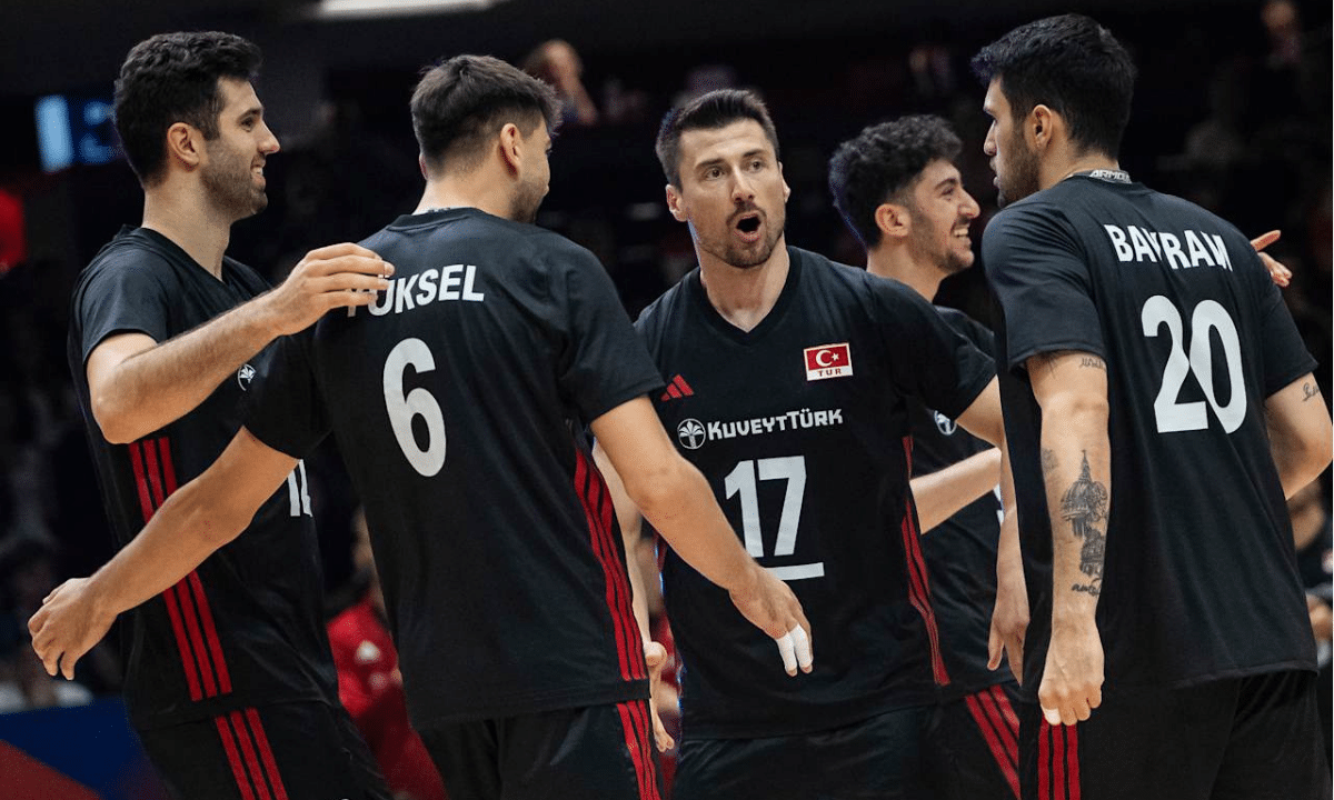 turcos comemoram pontos na vnl