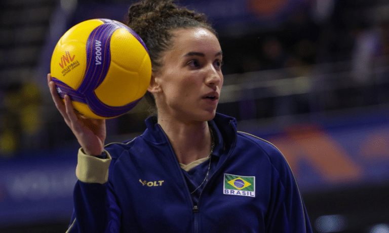 Gabi Guimarães vai jogar partida entre Brasil x Itália na VNL Feminina
