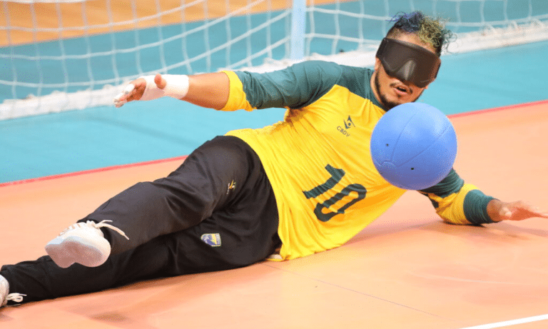 Leomon Moreno (BRA) em defesa no Mundial de Goalball 2026 na China (Foto- Brenda Mendes:CPB)
