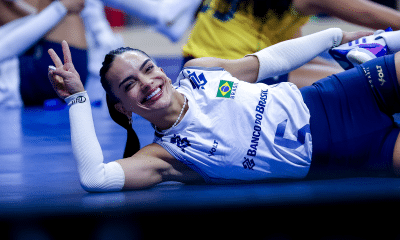 Natinha no jogo entre Brasil e Bulgária na VNL