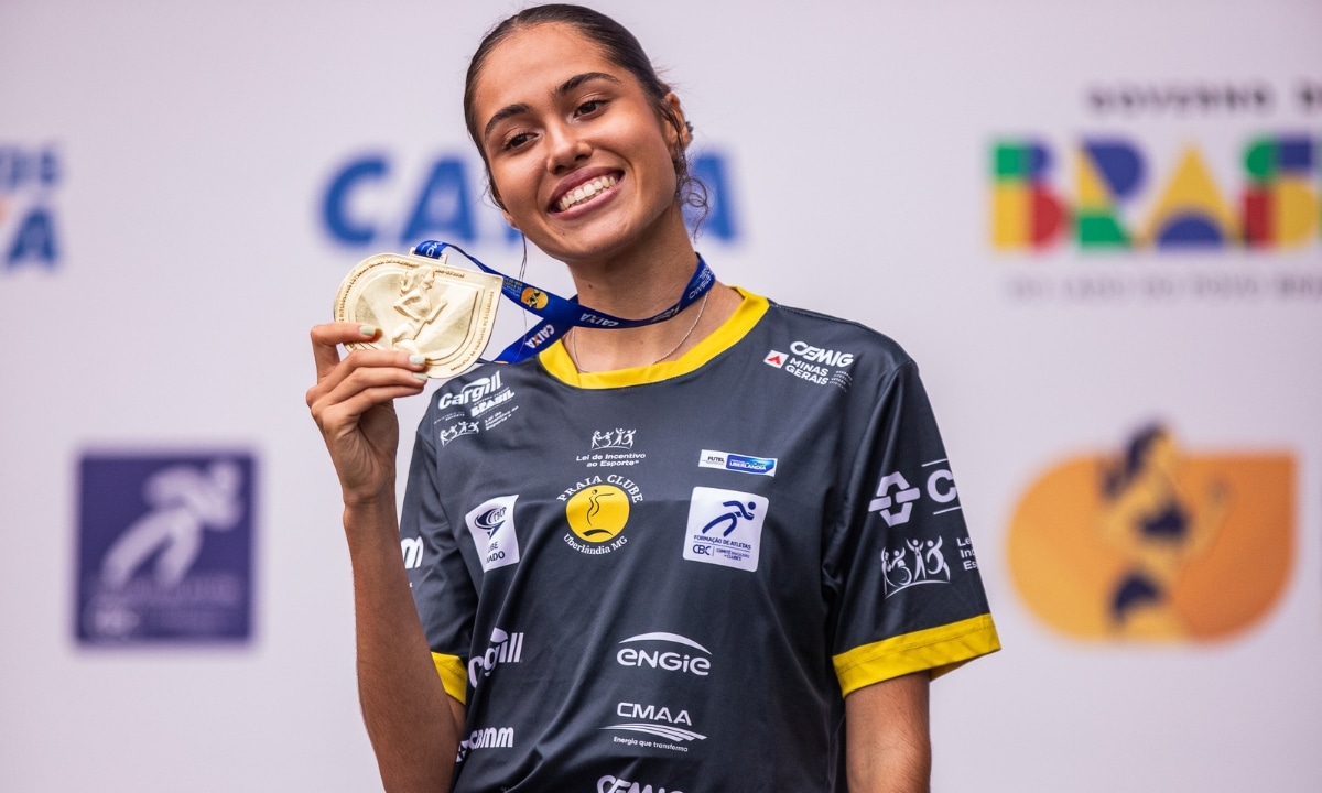 Sabrina Gabrieli Pena, campeã dos 1.500 m