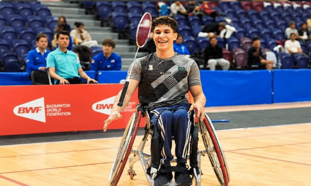 Arthur Terancio pela seleção brasileira no parabadminton