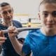 Adolescente pode fazer academia? Como começar com segurança