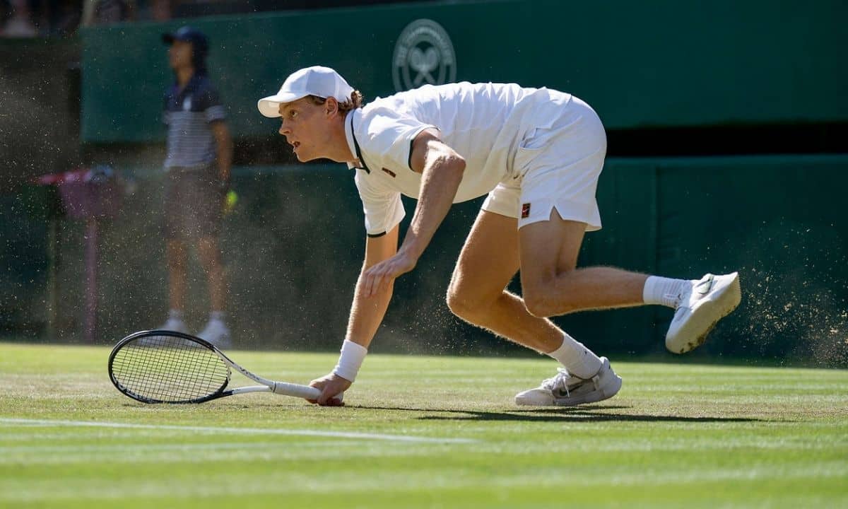 Jannik Sinner x Shintaro Mochizuki em Wimbledon