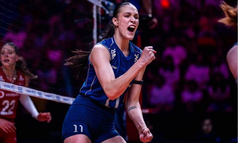 Luzia relembra recorde e fala da missão de substituir Julia Kudiess