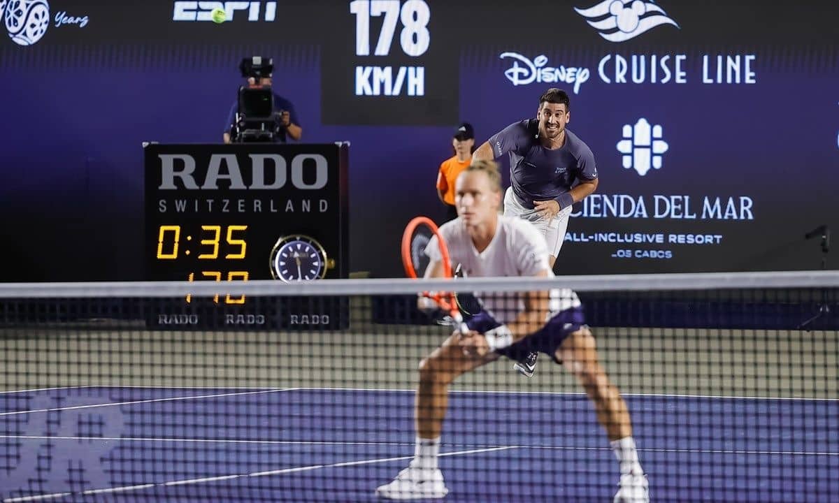 Orlando Luz e Rafael Matos em partida no ATP 250 de Los Cabos